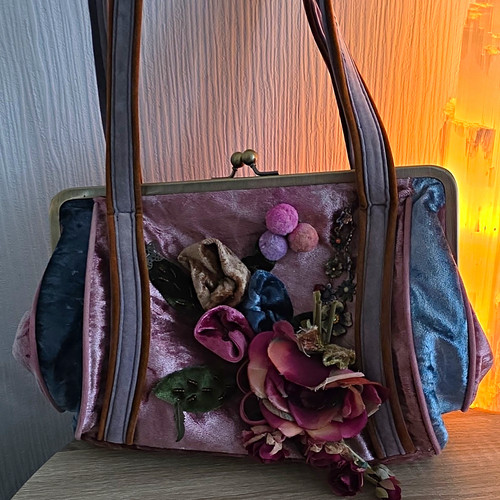Butler wilson pink velvet - butler, &